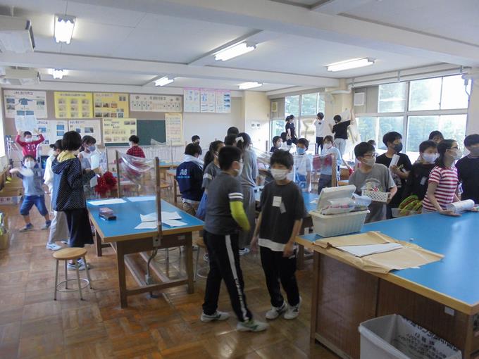 盛り上げ・応援係