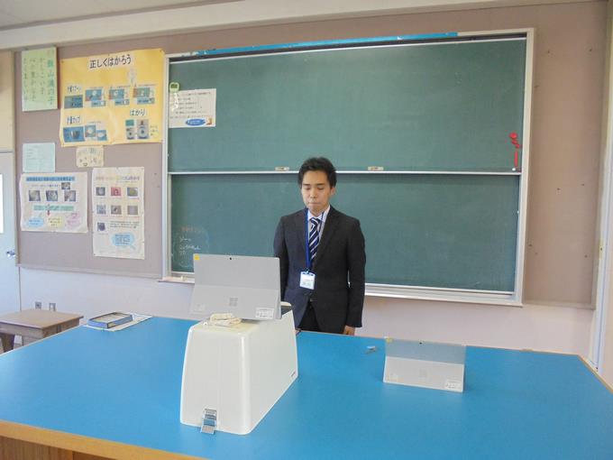教育実習生の紹介