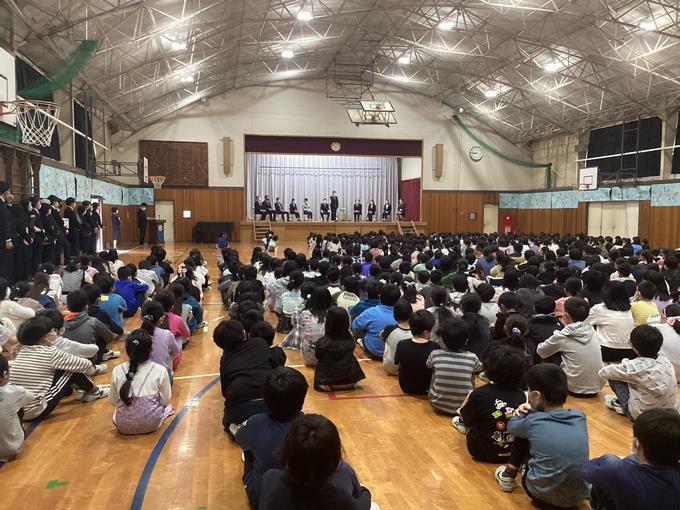 新しい先生からの話