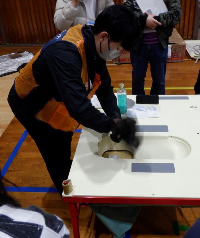 簡易トイレ設置訓練