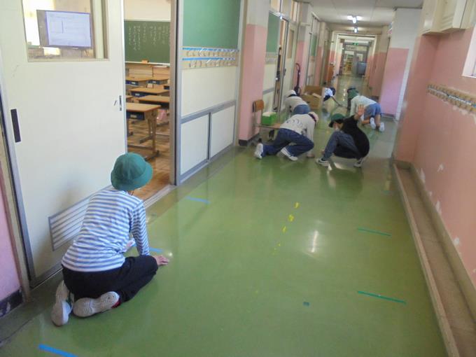 入学式準備(清掃)