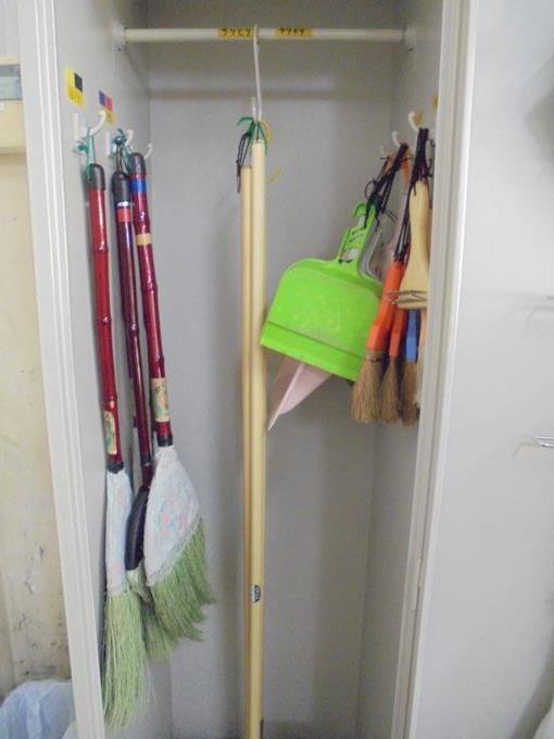 きれいな清掃用具入れ