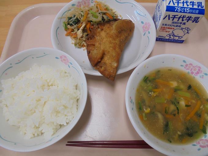 ジャンボ揚げ餃子