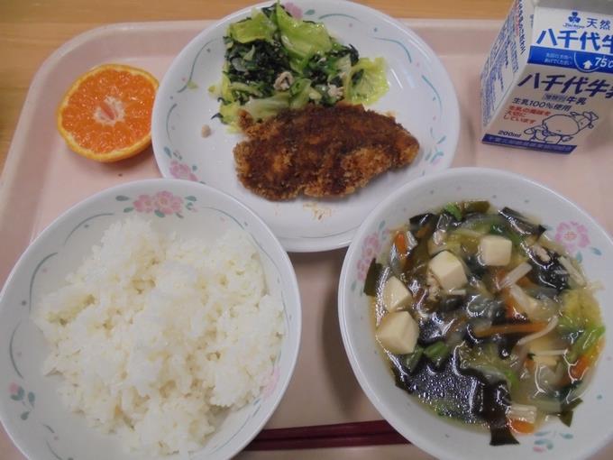 運動会給食献立「カツ！」