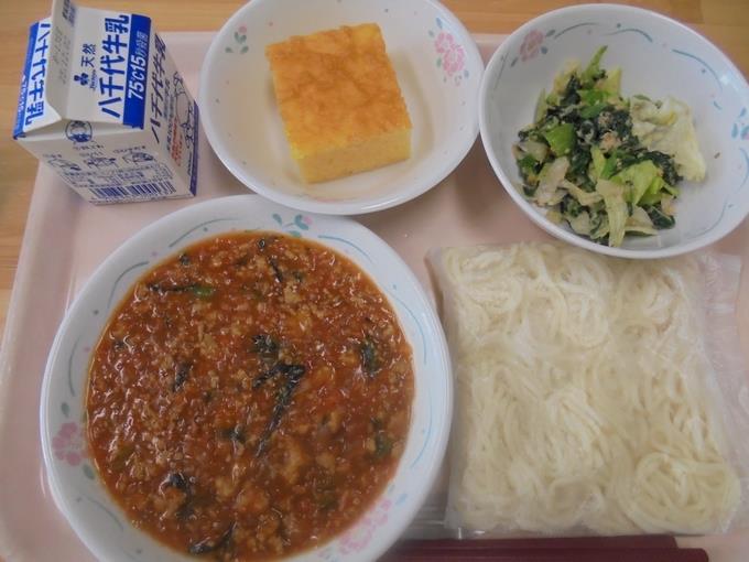 「ぐりとぐら」からカステラの登場！