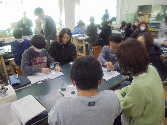5年理科　授業参観の様子