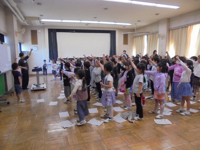 2年学年音楽の様子