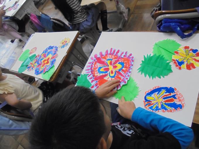 1年「夢アート展」の作品作り