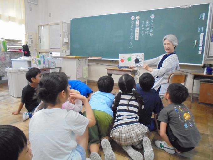 おはなしジャングルさんの読み聞かせ