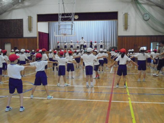 2年ダンス練習の様子