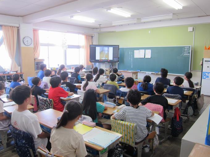朝会の様子(1)