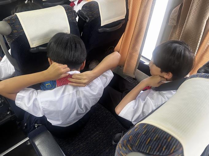 身支度を整えます。