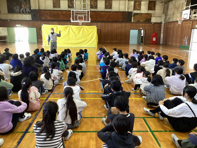 煙の中での歩き方を教わりました