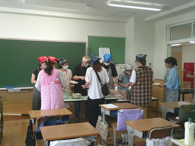 配膳の様子