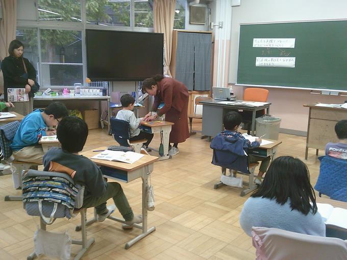 はち組授業参観