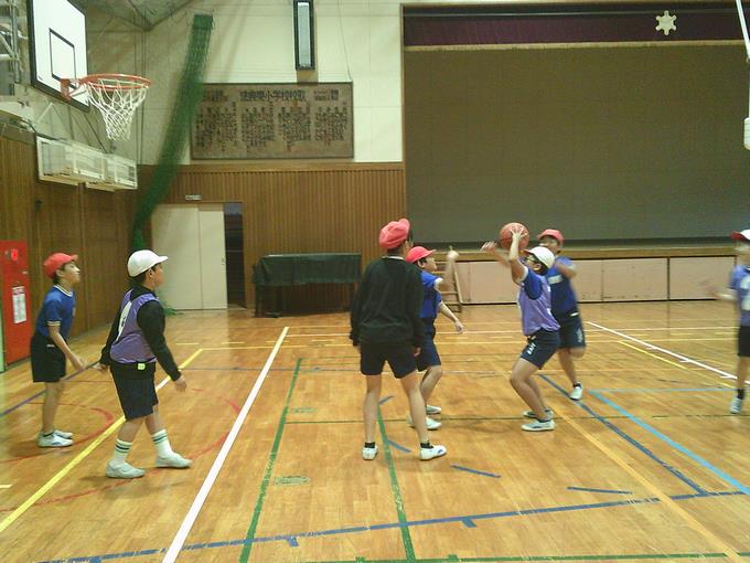 スポーツクラブ