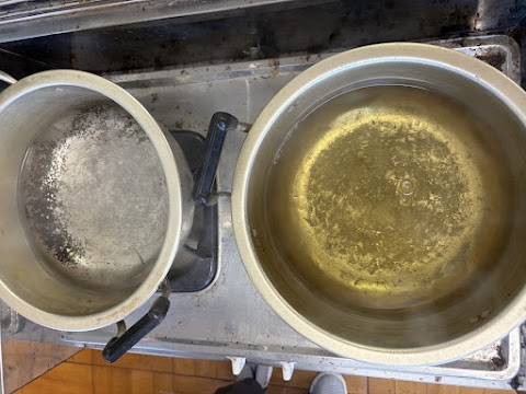 出汁を取ると色に変化が・・・！