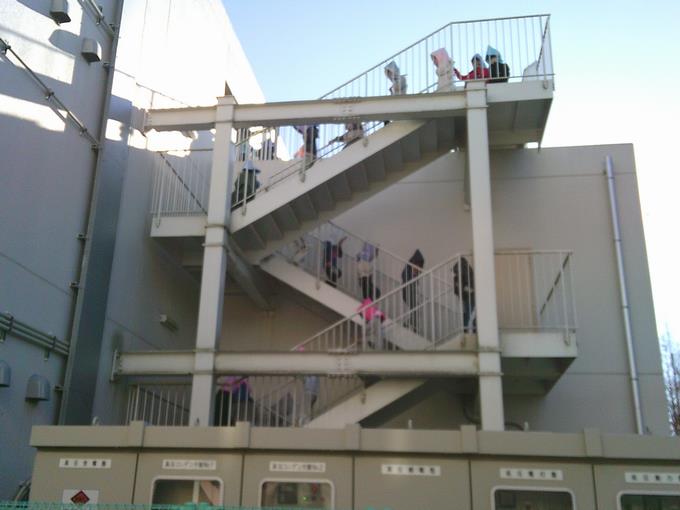 非常階段を使った避難