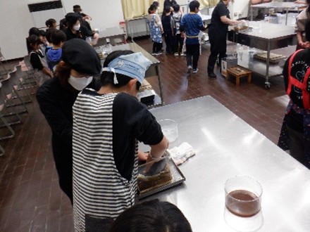 力一杯絞り出します