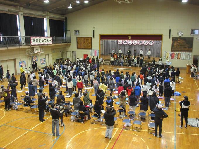 体育館で会の様子