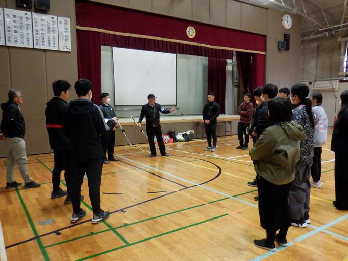 対応の仕方について学ぶ