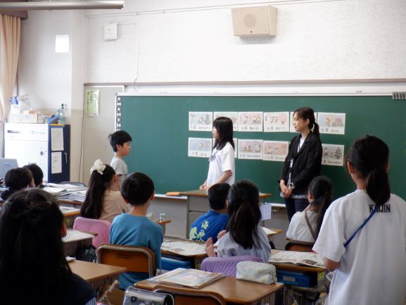 5年生は友達と英語で会話