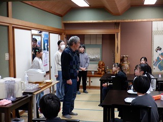 宿ごとの入村式