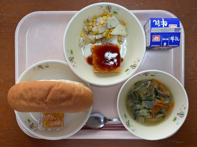 パンくずを落とさずに