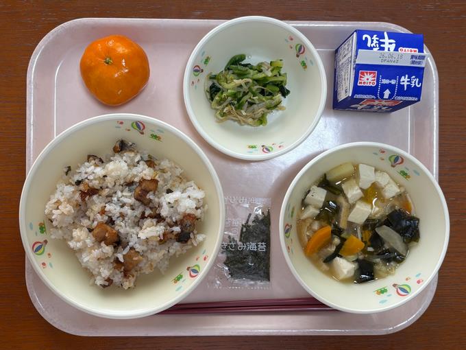入梅鰯は脂がのっておいしいそうです。