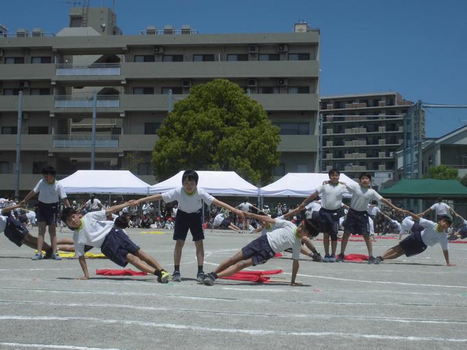 応援席にテント