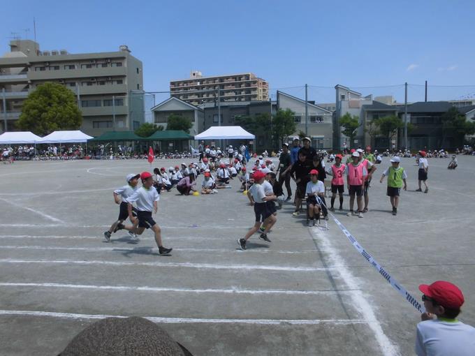 応援席にテント