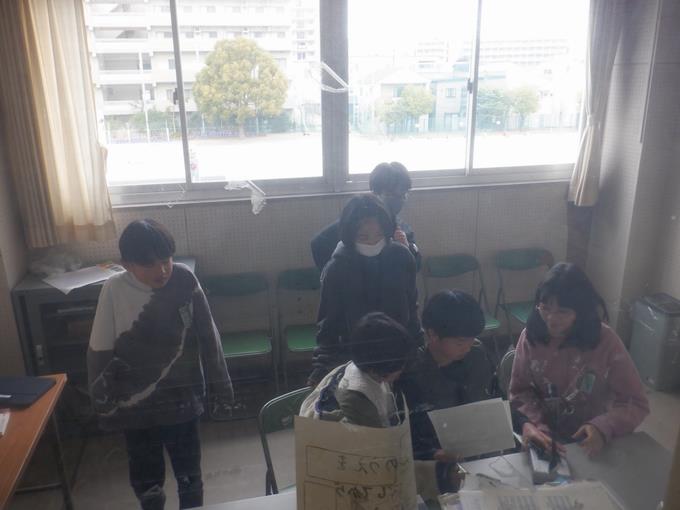 作者にインタビュー