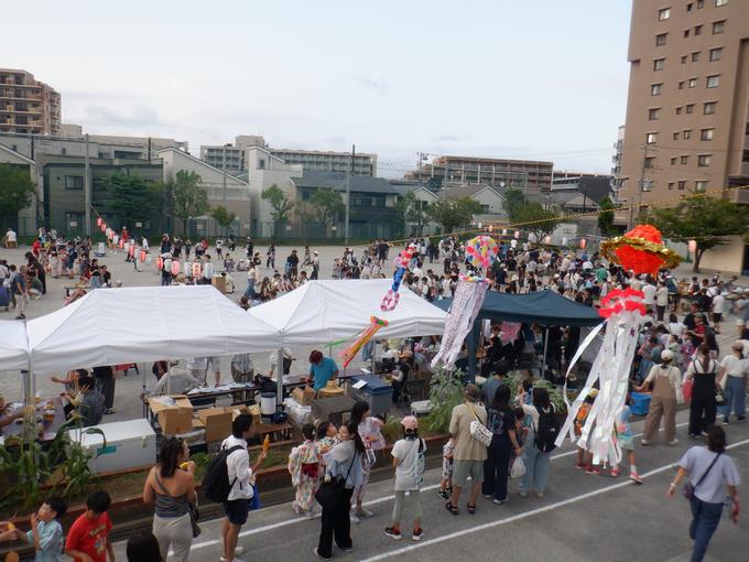 お祭りの様子