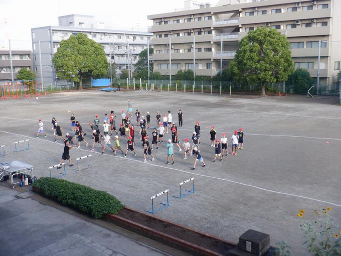 朝の陸上練習②