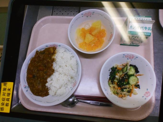 夏休み前の給食