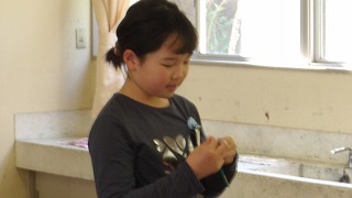 「見る見るタイム」で友達の作品を見て、良かったところ、マネしたいところを発表し合いました