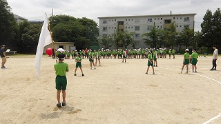 後半は応援合戦!応援団が盛り立てていきます