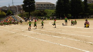1年生にとっては、はじめての小学校競走の晴れ舞台