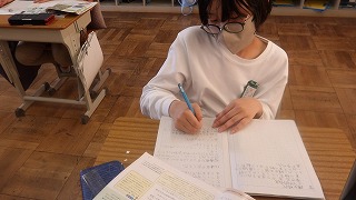 弥生時代にリーダー、指導者が生まれていることから、自分がリーダーだったらどのような行動をとるかを考えました