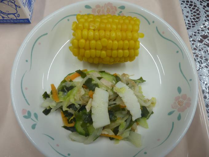 茹でトウモロコシ