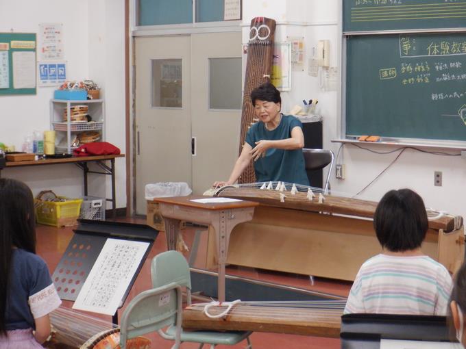 金野輝美子 先生