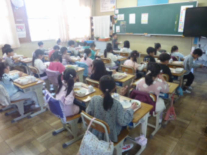 みんなそろって、いただきます