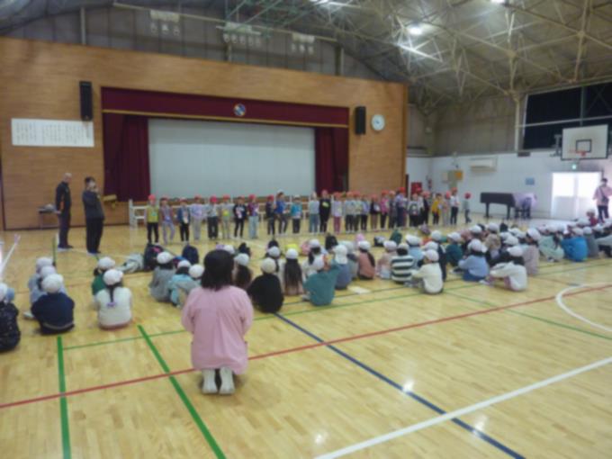 園児のかわいい歌声