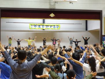 大盛り上がりのダンス