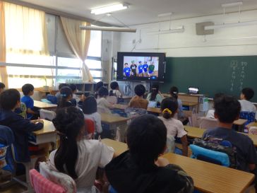 全校集会