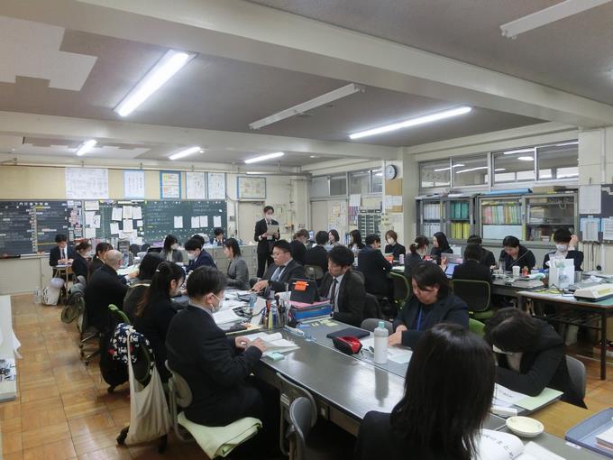 研究全体会の様子1