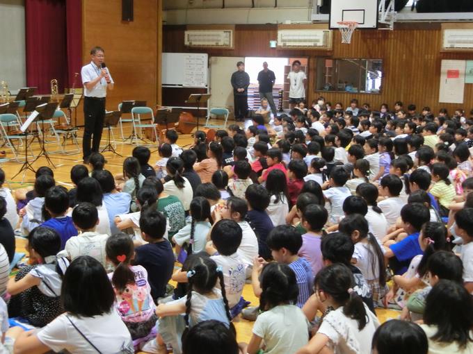 集会の様子