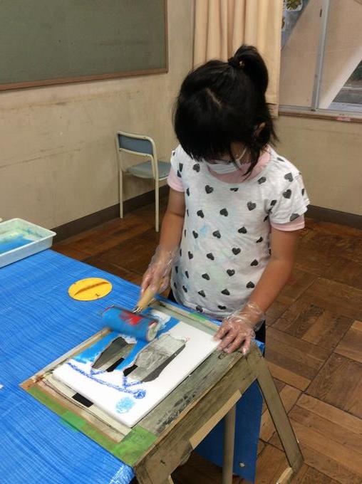 3組カレンダーづくり 刷り作業
