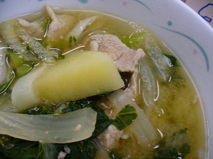 ぶたじゃがみそ汁
