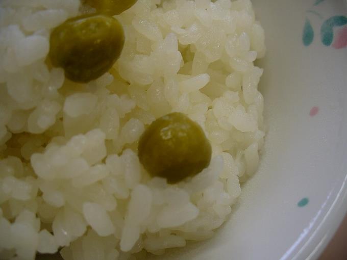 グリーンピースご飯